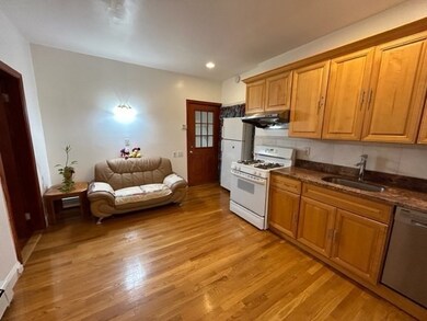 55 W Seventh St unit 1, Boston, MA 02127 - photo 3
