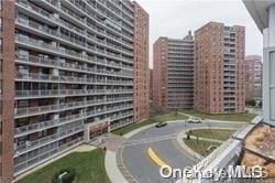 Park City Estates unit 8K, Rego Park, NY 11374 - photo 4