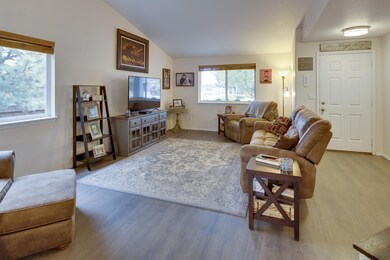 8-web-or-mls-1913 SW 37th-8