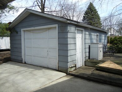 88 E Benton St, Oswego, IL 60543 - photo 4