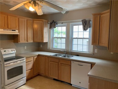 78 Irving Ave unit 1, Providence, RI 02906 - photo 5