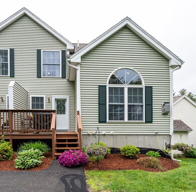 7 Cascade Cir, MerriMacK, NH 03054 - photo 2