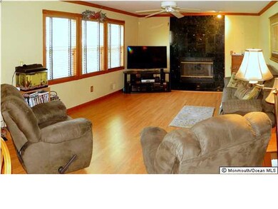 9 Rizzo Ct, Howell, NJ 07731 - photo 5