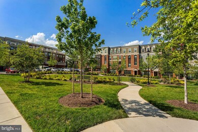 3985 Norton Place unit 403, Fairfax, VA 22030 - photo 4