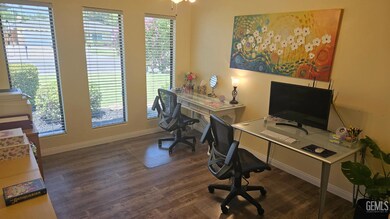 2608 Cheshire Dr, Bakersfield, CA 93309 - photo 7