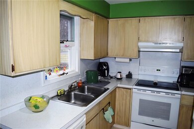 The kitchen has been very nicely kept, and offers 