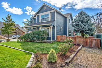 535 Silver Creek Dr, Central Point, OR 97502 - photo 2