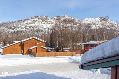 41-Front_View_8575