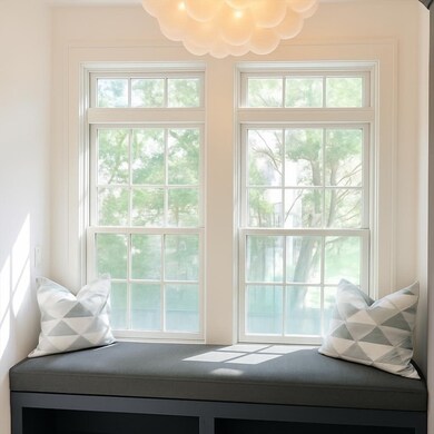 41 Howe St, Wellesley, MA 02482 - photo 3