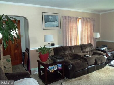 1338 Manatawny Dr, Pottstown, PA 19464 - photo 5