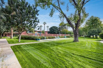146 E Coronado Rd unit 40, Phoenix, AZ 85004 - photo 5