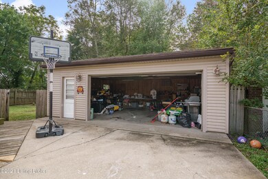 6116 Julie Kay's Way-06