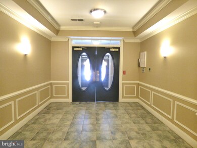 9724 Holmes Place unit 205, Manassas Park, VA 20111 - photo 2