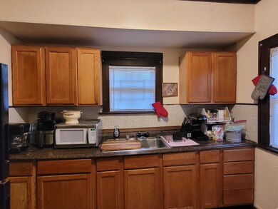 332 E 43rd Ave, Gary, IN 46409 - photo 5