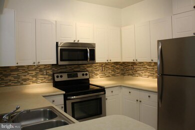 4561 Strutfield Ln unit 3111, Alexandria, VA 22311 - photo 3