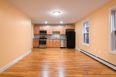 305 Hurley St unit 1, Cambridge, MA 02141 - photo 2