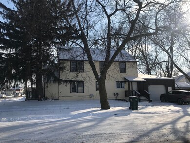 1821 Saginaw Side View 2