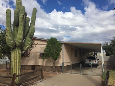 south side, carport