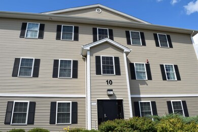 30 Sentinel Ct unit 304, Manchester, NH 03103 - photo 5