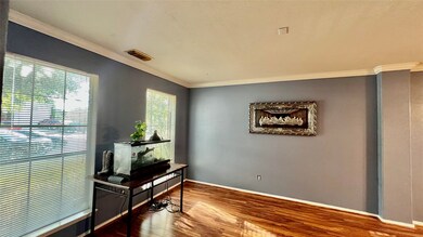 10122 Fallmont Cir, Houston, TX 77086 - photo 4