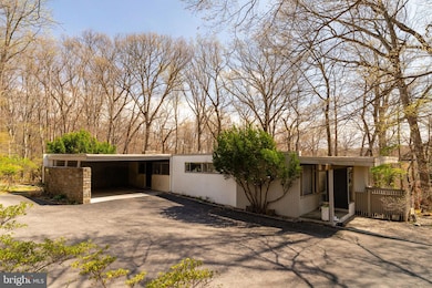 301 Hughes Rd, King of Prussia, PA 19406 - photo 3