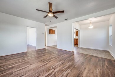 905 N Howeth St, Gainesville, TX 76240 - photo 7