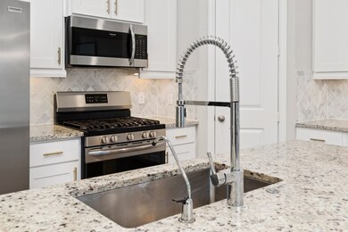 1127 Shepherd Oaks Dr, Houston, TX 77018 - photo 5