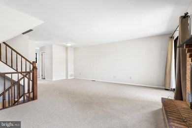 1947 Yorktown N, Norristown, PA 19403 - photo 6