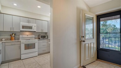 4462 Weybridge unit 72, Sarasota, FL 34235 - photo 5