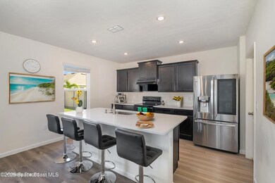 1085 Newton Cir, Rockledge, FL 32955 - photo 4