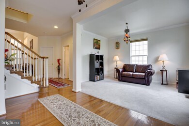 10562 Tattersall Dr, Manassas, VA 20112 - photo 5