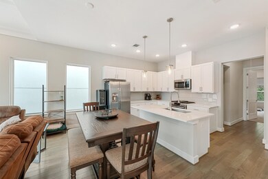 707 Apogee Trail, Houston, TX 77022 - photo 3