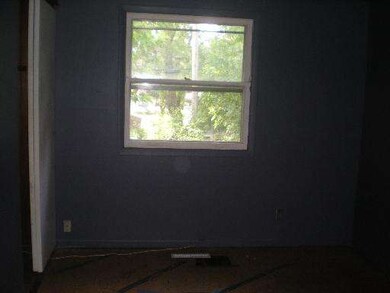 113 Granada Rd, Carpentersville, IL 60110 - photo 7