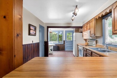 1236 Morgan St, Bennington, VT 05201 - photo 4