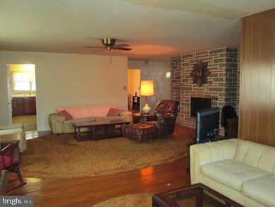 8612 Wendell Ave, Parkville, MD 21234 - photo 2