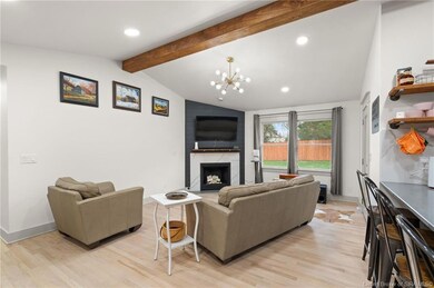 Living room w/ gas burning fireplace