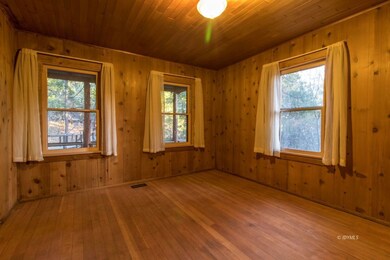 very large bedrooms (2)