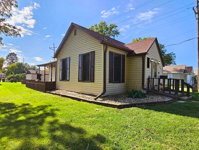 1401 Broadway St, Lincoln, IL 62656 - photo 3