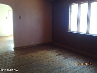 1133 Nevada St, Toledo, OH 43605 - photo 3