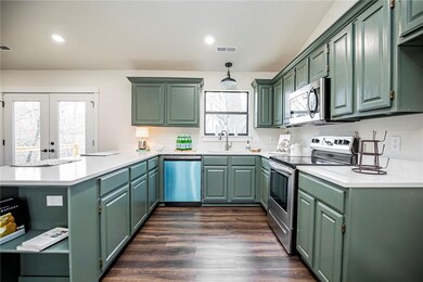 92 Overton Dr, Bella Vista, AR 72714 - photo 7