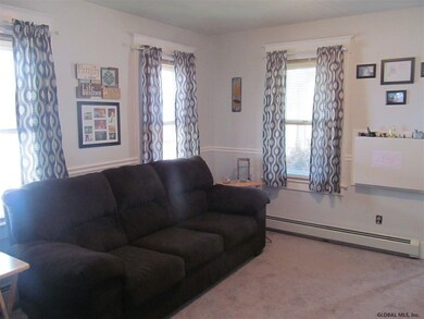 6 Cuthbert St, Schenectady, NY 12302 - photo 4