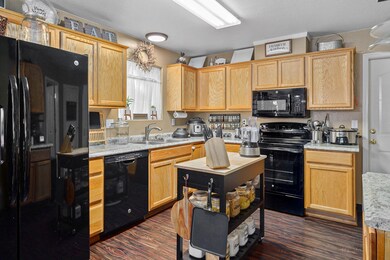 1299 Vista Dr, Grants Pass, OR 97527 - photo 6