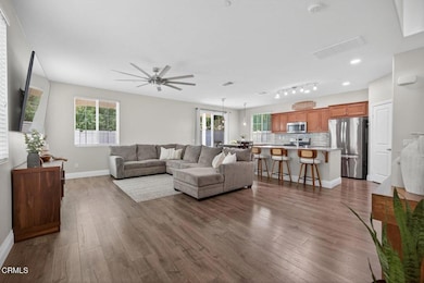 06-ElmwoodSt-ddec78c5a6