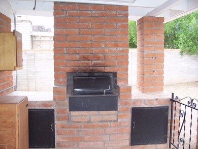 Built-In BBQ (Charcoal)