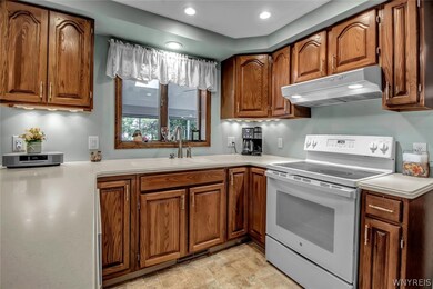 1213 Doebler Dr, North Tonawanda, NY 14120 - photo 6