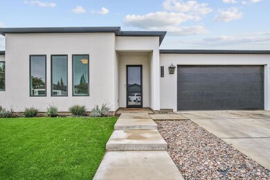 4114 Valkommen Dr, Denair, CA 95316 - photo 4