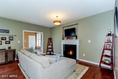 25273 Riding Center Dr, Chantilly, VA 20152 - photo 6