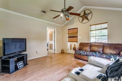 306 N Washington St, Cleburne, TX 76031 - photo 7