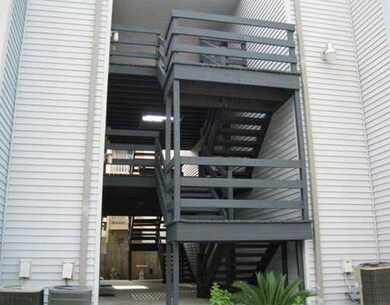 4833 Zenith St unit 15, Metairie, LA 70001 - photo 2