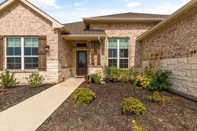 8636 Tucker Dr, Godley, TX 76044 - photo 5